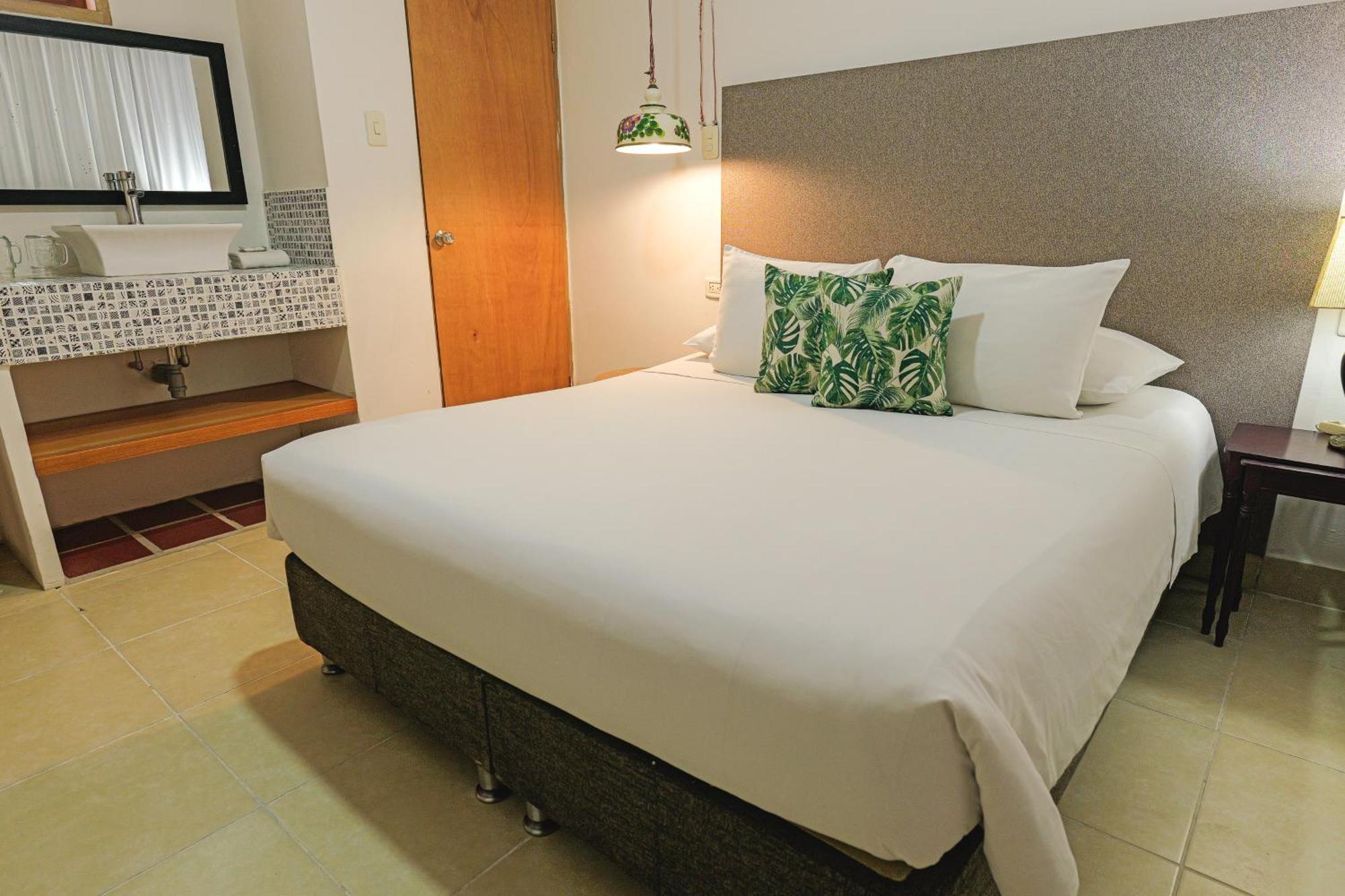 Hotel Kartaxa Cartagena Kültér fotó