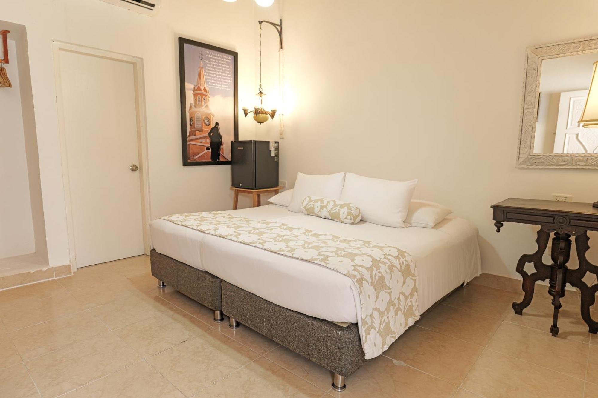 Hotel Kartaxa Cartagena Kültér fotó
