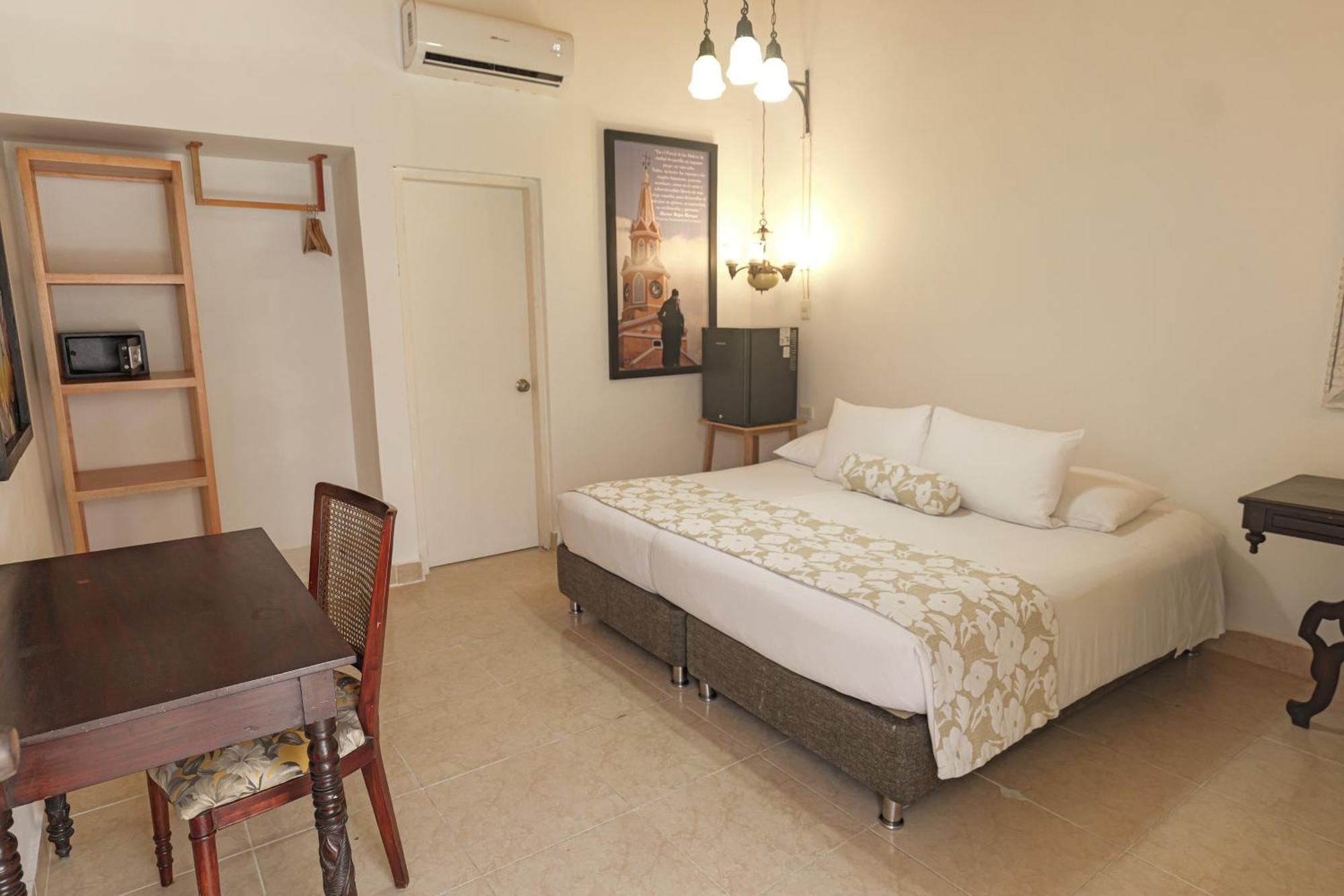 Hotel Kartaxa Cartagena Kültér fotó