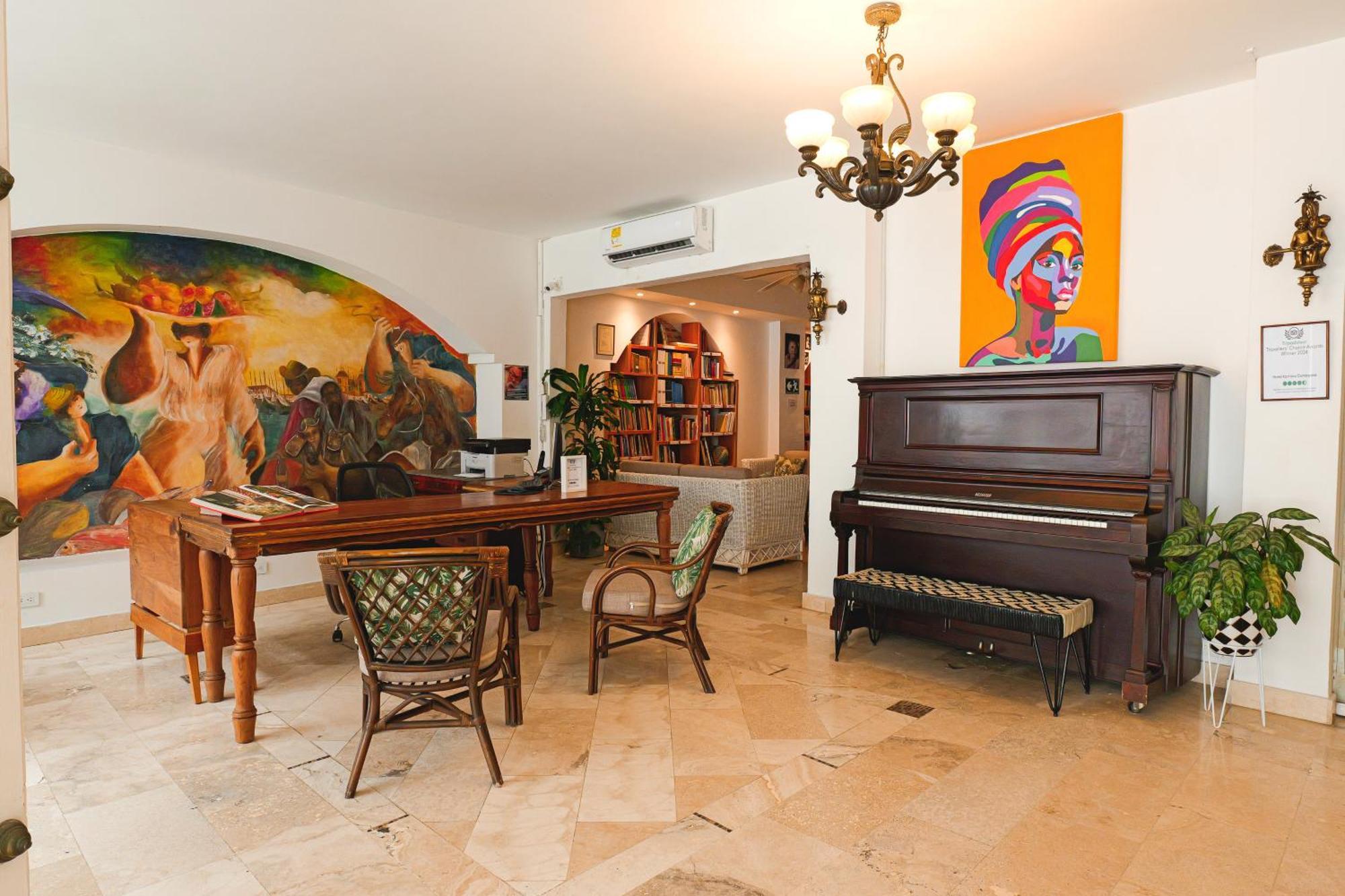 Hotel Kartaxa Cartagena Kültér fotó